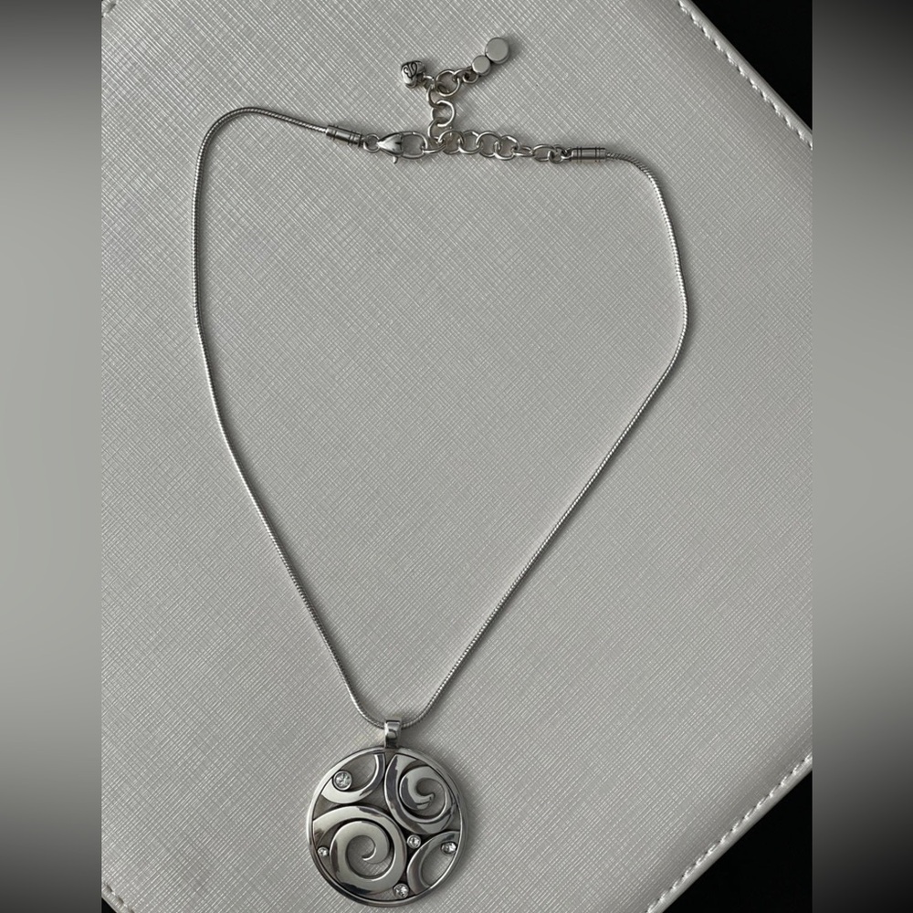 BRIGHTON SILVER NECKLACE LONDON GROVE